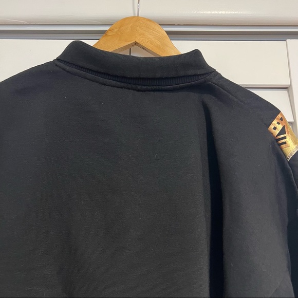 Cropped sweatshirt with metallic detail - Picture 6 of 6